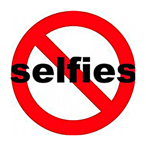 What Grinds My Gears: Selfie Etiquette